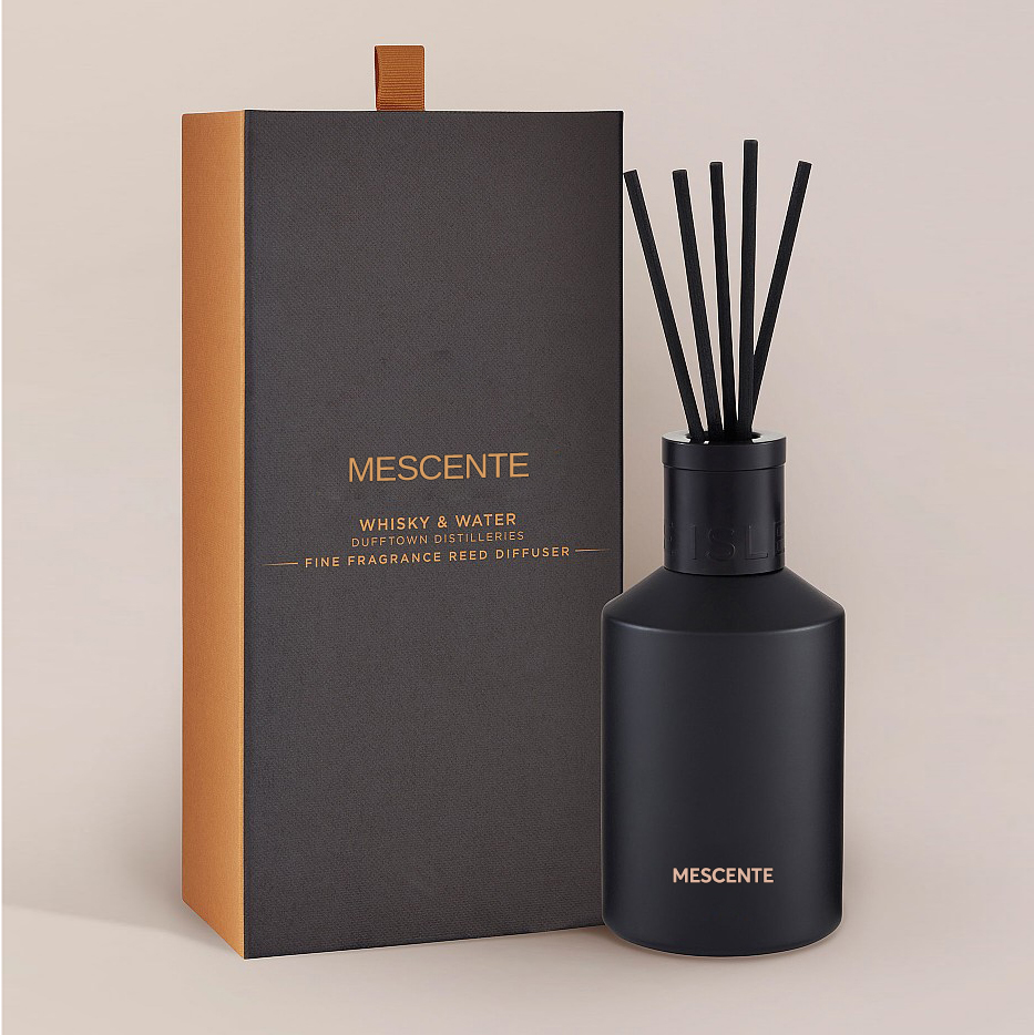 Hiasan Kotak Bercetak Oem 20ml Square Ceramic Vranjes Wooden Cap House Perfume Aroma Reed Diffuser Oil