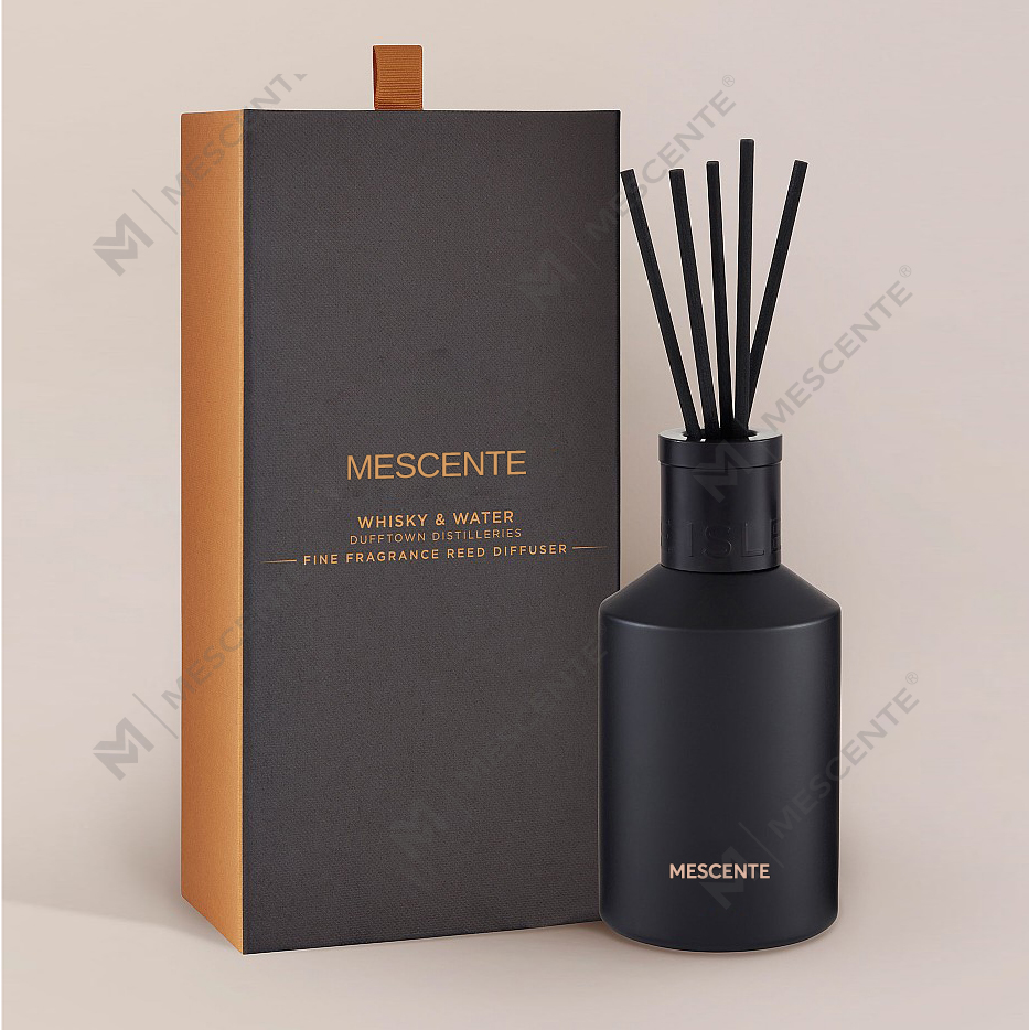 Hiasan Kotak Bercetak Oem 20ml Square Ceramic Vranjes Wooden Cap House Perfume Aroma Reed Diffuser Oil