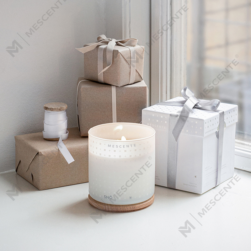 M&Scent Luxury Custom Handmade Christmas Decorative Scented Soya Wax Lilin dengan Kotak Hadiah