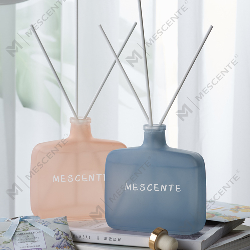 Set Hadiah Lilin dan Reed Diffuser, Lilin Wangi Aroma Reed Diffuser