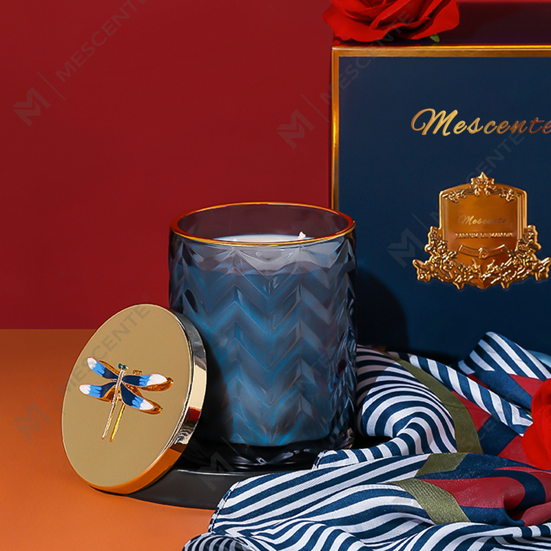 M&Scent Wholesales Bekas Label Peribadi Tersuai Aromaterapi Wangian Wangian Aroma Lilin Soya Dengan Kristal