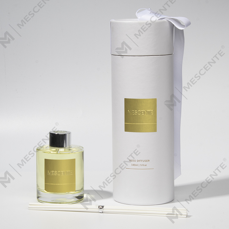 Set hadiah pewangi label peribadi tersuai M&Scent penyegar udara rumah reed diffuser sticks