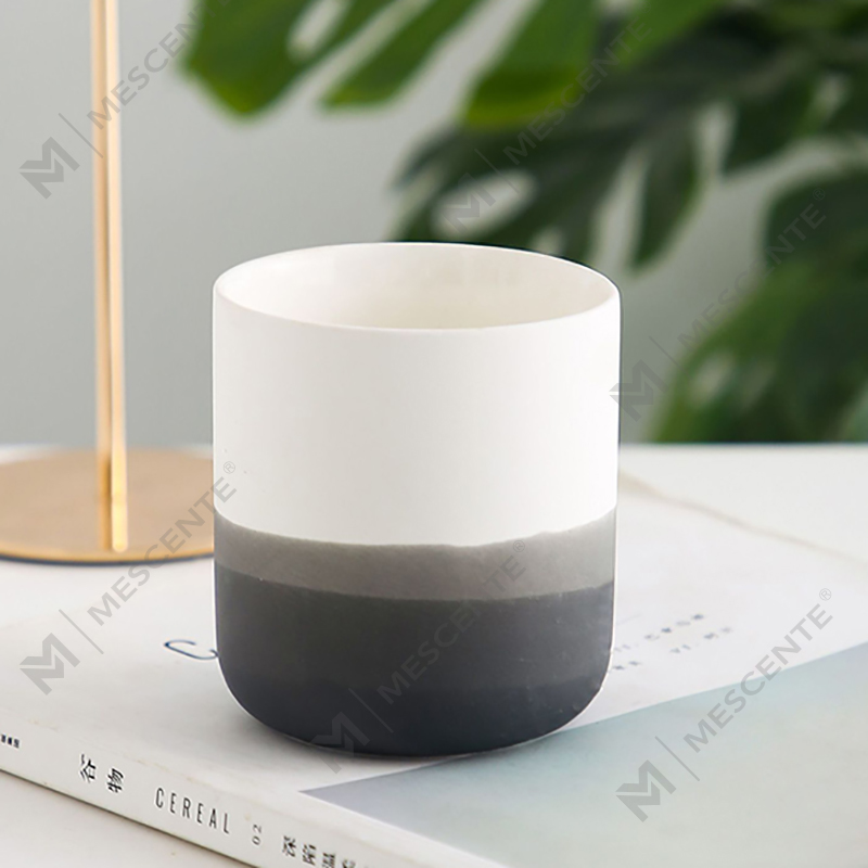 M&Scent Hiasan Seramik Biru dan Putih Pasu Tirus Tealight Tempat Lilin, Tanglung dan Balang Lilin