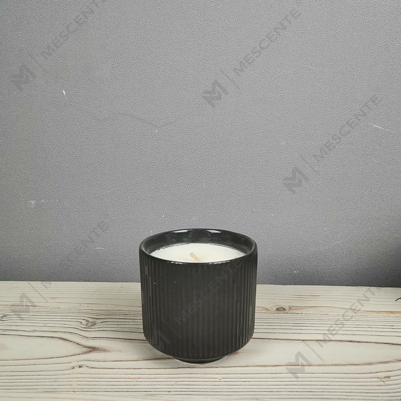 M&Scent Borong Seramik Mewah Kosong Square Matte Hitam Balang Lilin Amber Unik Dengan Penutup Kayu