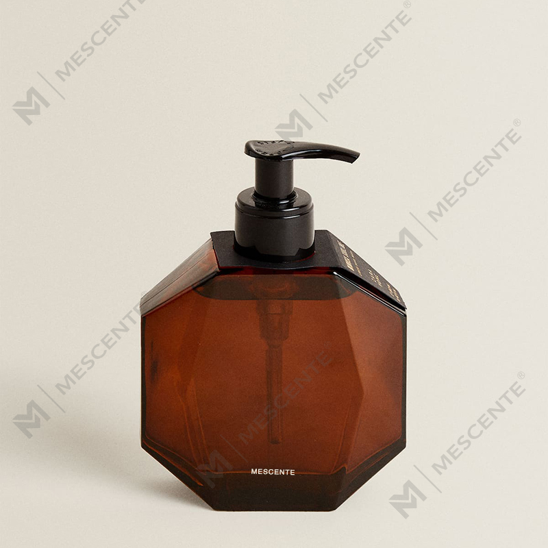 Semburan Bilik Minyak Pati Label Peribadi dengan Kotak M&scent Bilik Mewah Tersuai & Penyegar Udara Linen Botol Kaca, Cecair Kotak Warna