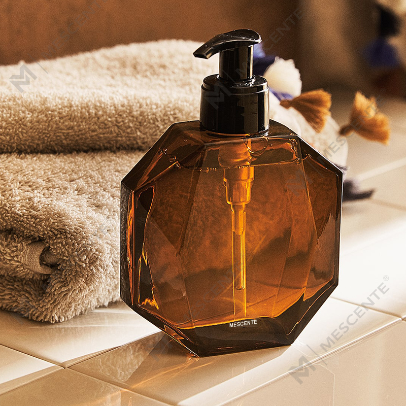 Semburan Bilik Minyak Pati Label Peribadi dengan Kotak M&scent Bilik Mewah Tersuai & Penyegar Udara Linen Botol Kaca, Cecair Kotak Warna