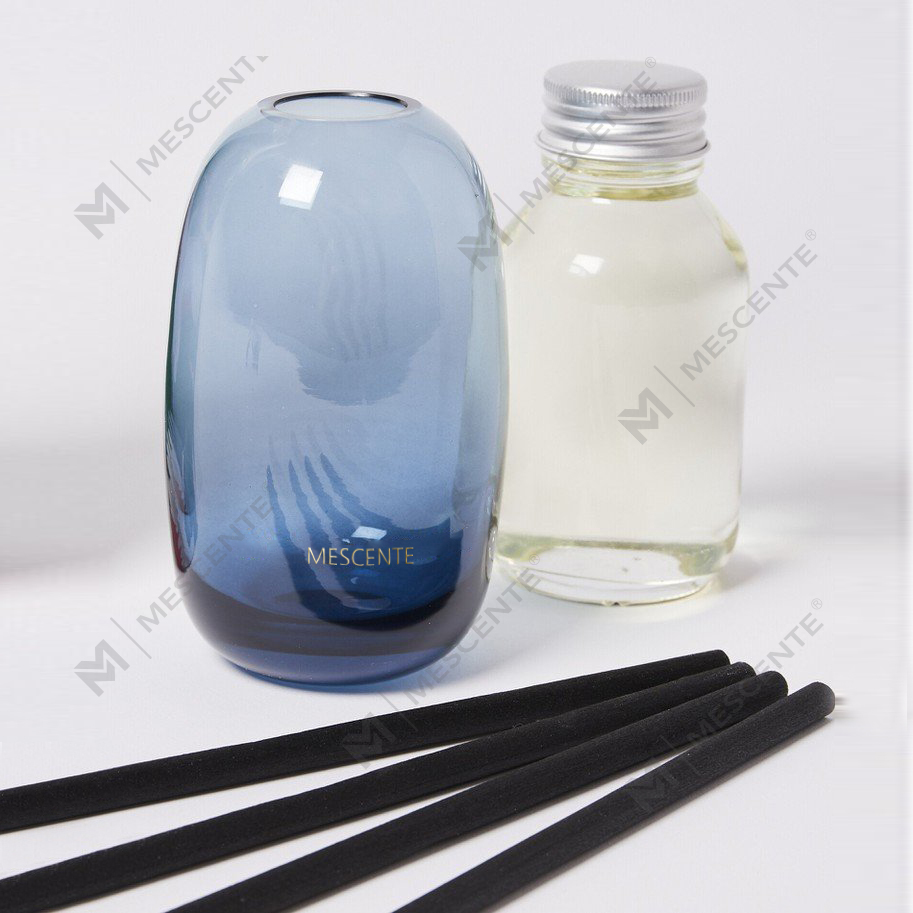 Mewah 100ml 200ml 500ml Botol Bulat Berlian Loris Sola Bunga Amber Kristal Eyfel Minyak Peresap Reed Minyak wangi